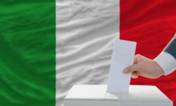 AEP: 47 de cetăţeni români, rezidenţi în Italia, vor putea candida la alegerile locale din această ţară