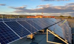 Ministerul Energiei a lansat în consultare documentele pentru realizarea de baterii şi panouri fotovoltaice prin PNRR