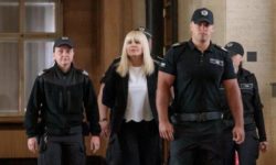 Elena Udrea, adusă în România; va fi transportată la Penitenciarul Târgşor