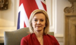 Şefa diplomaţiei britanice exclude participarea la un proiect francez de comunitate politică europeană