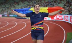Atletism: Bianca Ghelber a câştigat medalia de aur la aruncarea ciocanului, la Europene