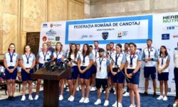 VIDEO Lotul de canotaj al României, primit la Salonul Oficial al Aeroportului Henri Coandă la întoarcerea de la Campionatele Europene de la Munchen