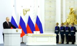 VIDEO Putin proclamă oficial anexarea a patru provincii ucrainene şi cere Kievului să înceteze imediat ostilităţile