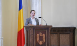 VIDEO Noul ministru al Educaţiei, Ligia Deca, a depus jurământul de învestitură la Palatul Cotroceni