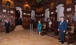 Prahova: Ceremonie la Castelul Peleş, dedicată parteneriatului economic româno-britanic şi domniei Regelui Charles al III-lea