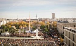 Spania: Zeci de mii de persoane au manifestat împotriva guvernului condus de Pedro Sanchez