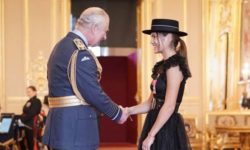 Tenis: Emma Răducanu, decorată de Regele Charles al III-lea