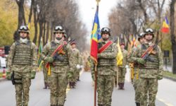1 Decembrie/ Peste 1.500 de militari români şi circa 150 de militari străini – la parada de Ziua Naţională