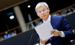 Dacian Cioloş: Aderarea României la Spaţiul Schengen încă se joacă