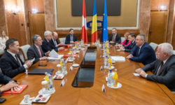 VIDEO Premierul Ciucă – întrevedere cu preşedintele Confederaţiei Elveţiene; discuţiile au vizat cooperarea în plan multilateral şi situaţia de securitate