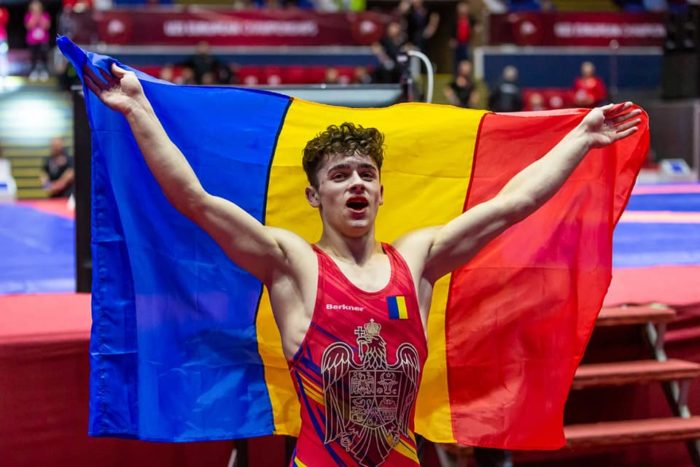 Lupte: Denis Florin Mihai a cucerit medalia de aur la Europenele Under-23 de la Bucureşti