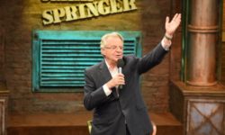 Prezentatorul TV american Jerry Springer a murit la vârsta de 79 de ani