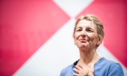 Spania: Ministrul muncii anunţă că va candida la postul de premier, în fruntea unei noi formaţiuni de stânga