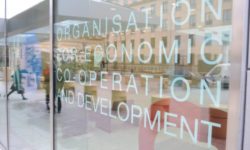 Câciu: Aderarea la OCDE este cel mai important proiect de ţară pe care România îl are în acest moment