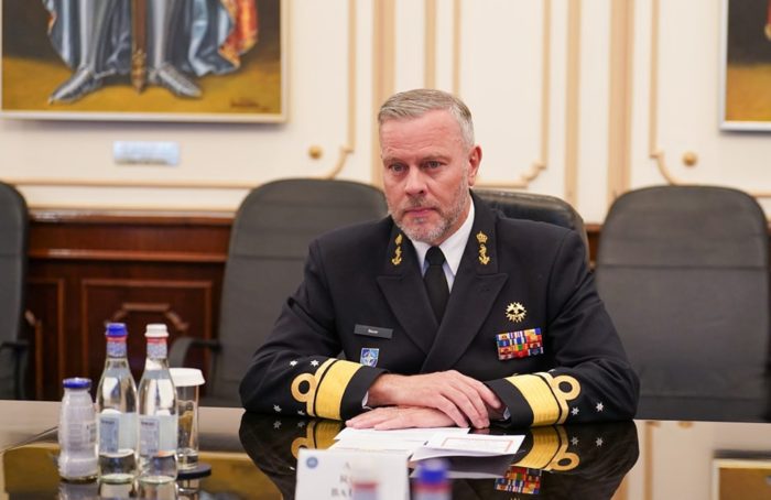 ‘Goliat se clatină’, afirmă un amiral de top al NATO cu referire la războiul Rusiei în Ucraina