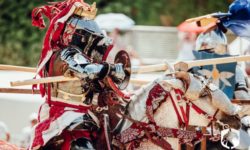 Bihor: Campionatul mondial de turnir cu lance solidă, în premieră europeană, la Festivalul Medieval de la Oradea