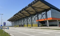 Grindeanu: Aeroportul Braşov va putea opera curse internaţionale