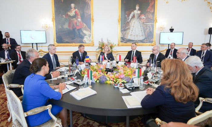 VIDEO Iohannis: Viziunea comună a statelor din formatul Bucureşti 9 este esenţială