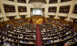 Peste 400 de români din afara granițelor au sărbătorit la București Ziua Românilor de Pretutindeni!