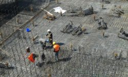 Volumul lucrărilor în construcţii a crescut cu peste 12%, în primele patru luni (INS)