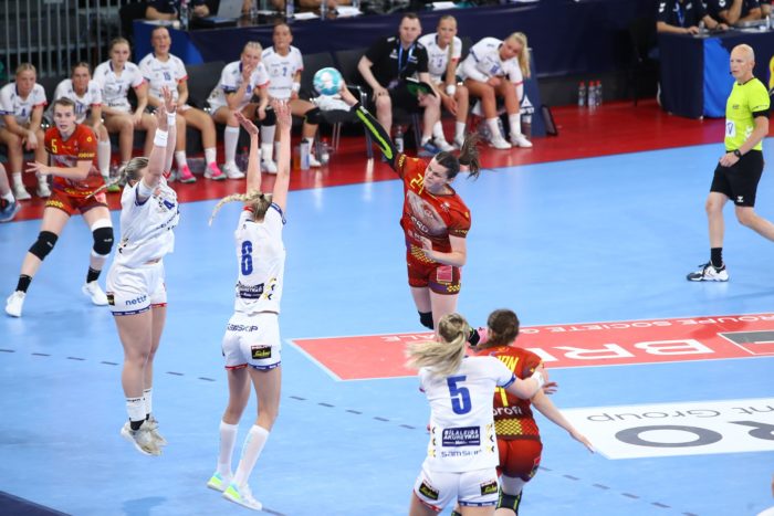 Handbal feminin: România a debutat cu o victorie la Campionatul European Under-19