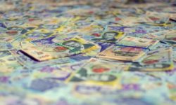 Numărul românilor care reuşesc să economisească între 20 şi 50% din venit a crescut cu 35,4% (studiu)