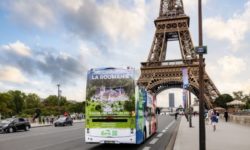”Lăsaţi-vă surprinşi de România!”, campanie outdoor de promovare turistică în Paris