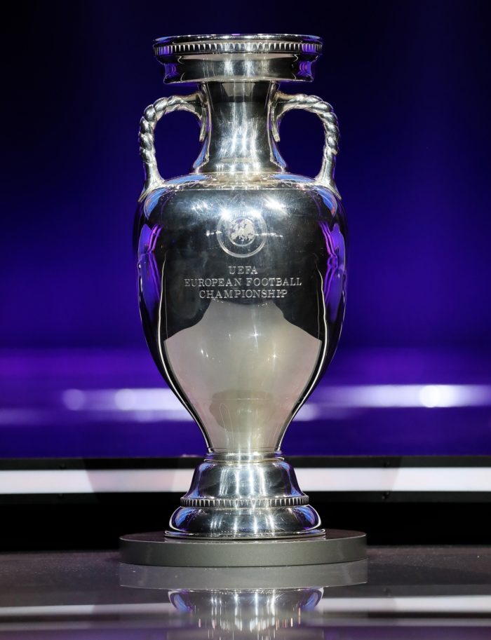 Fotbal: UEFA a atribuit Regatului Unit şi Irlandei EURO 2028, iar EURO 2032, Italiei şi Turciei