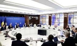 Premierul – întrevedere cu misiunea FMI: Guvernul, puternic angajat în susţinerea creşterii economice, reducerea cheltuielilor şi combaterea evaziunii