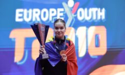 Tenis de masă: Elena Zaharia şi Iulian Chiriţă au câştigat Europa Top 10 juniori la Bucureşti