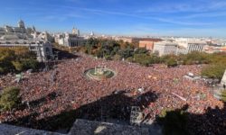 Spania: 170.000 de oameni au ieşit în stradă la Madrid pentru a denunţa legea privind amnistia separatiştilor catalani
