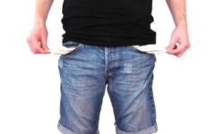 Un român din cinci era afectat de sărăcie, în 2022