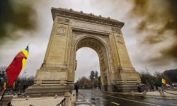 1 Decembrie/ Parada militară de la Arcul de Triumf s-a încheiat